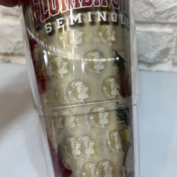 NEW TERVIS HOLOGRAPHIC OSCEOLA AND RENEGADE FSU SEMINOLES FL STATE 24OZ TUMBLER - Picture 3 of 6